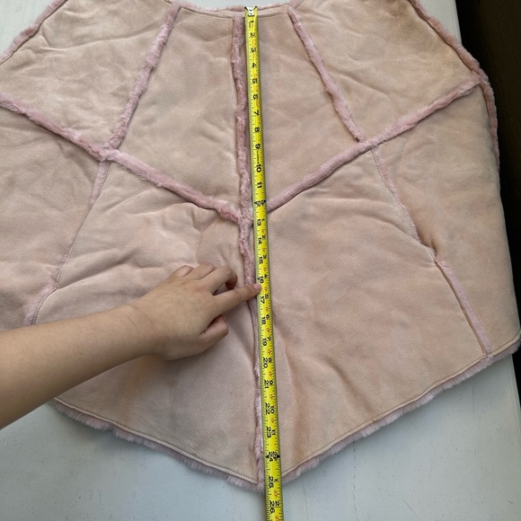 UGG - Women's Leather Cape Poncho with Pink Faux Fur Lining - Picture 6 of 7